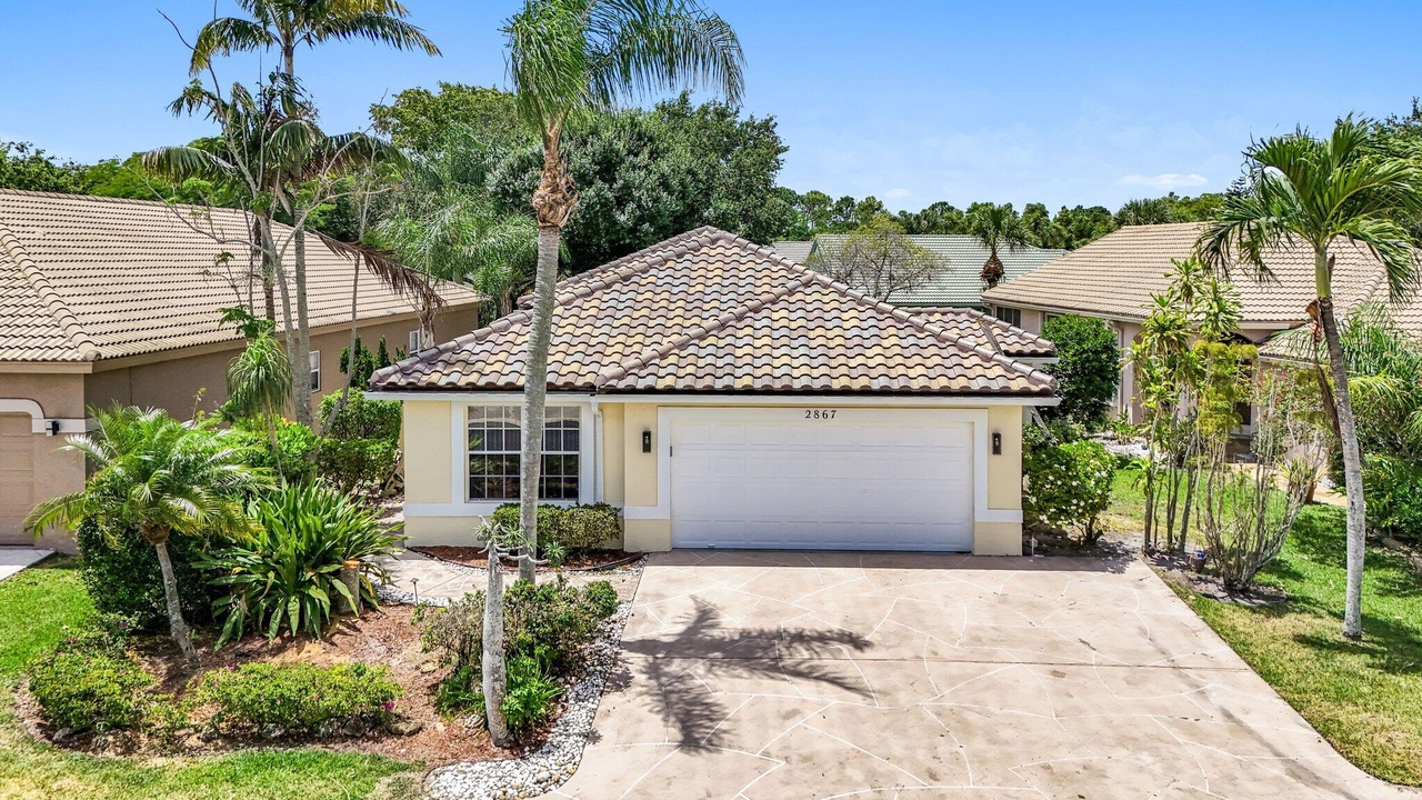 2867 waters edge circle, Greenacres Fl, 33413